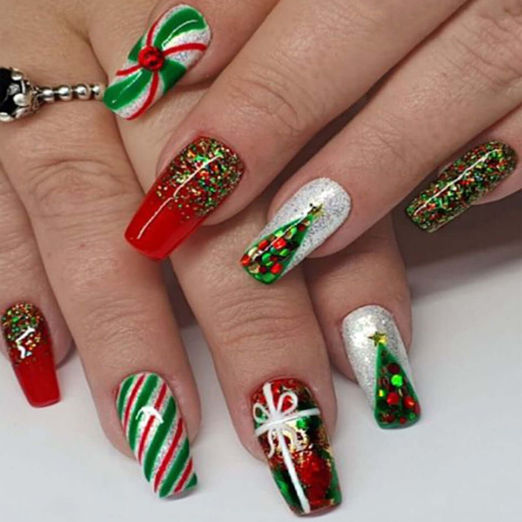 Women's Fashion Christmas Nail Tip Finished Product with festive designs and colors for holiday celebrations.