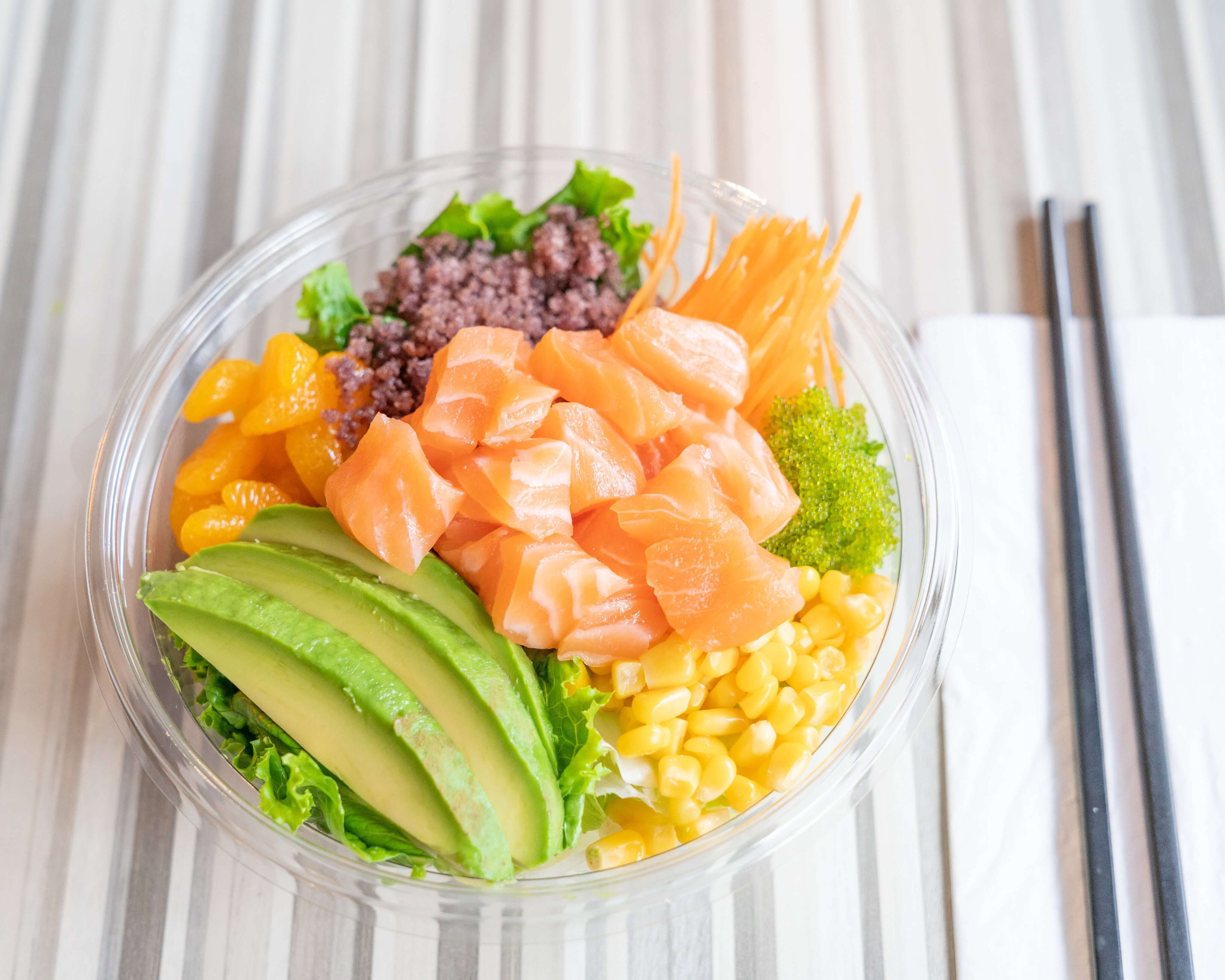 fresh-poke-bowl-healthy-eating